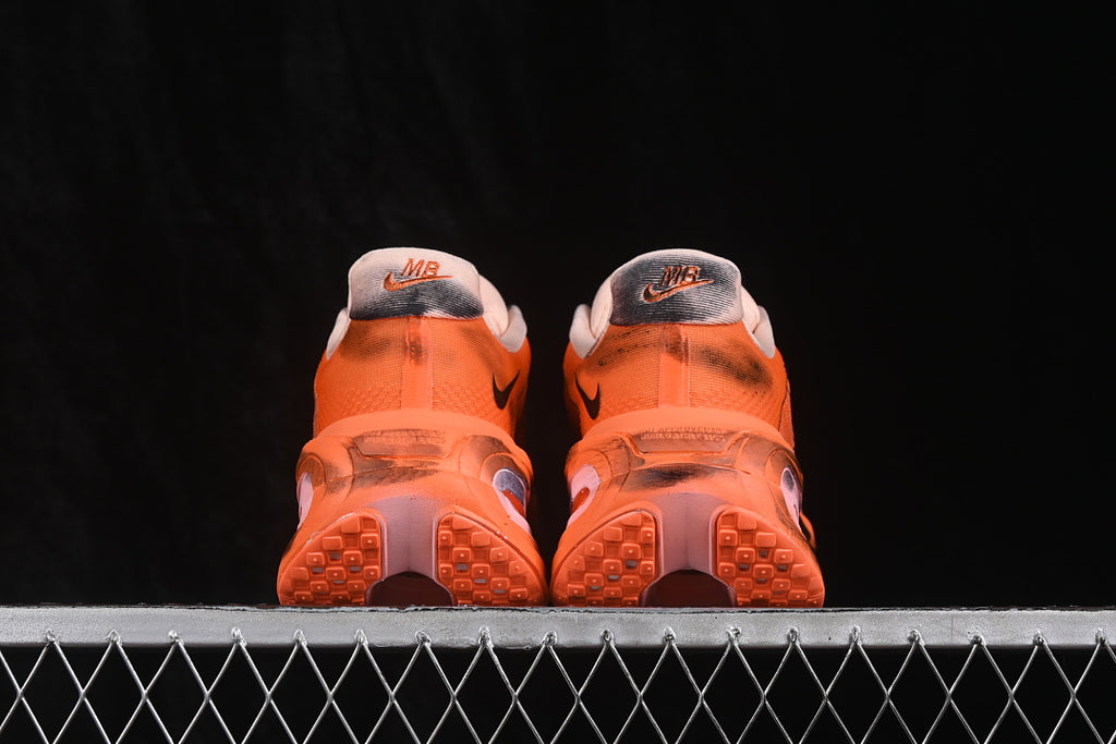 Nike Vomero Premium x Melitta Baumeister Total Orange Chalk .