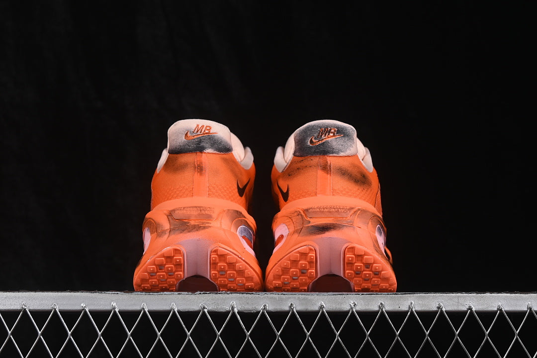 Nike Vomero Premium x Melitta Baumeister Total Orange Chalk .