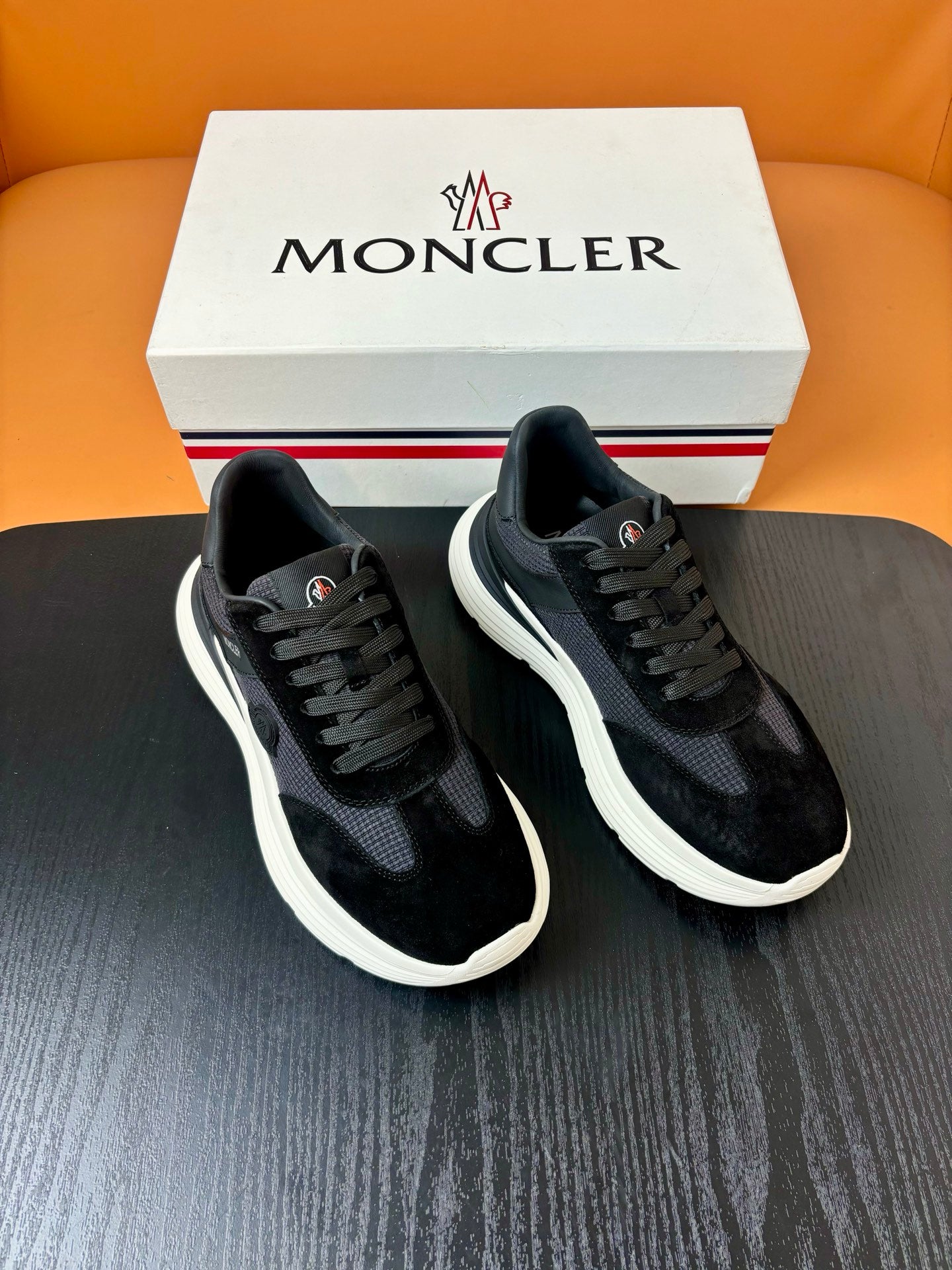 Moncler Pacey 2 Black / Off-White