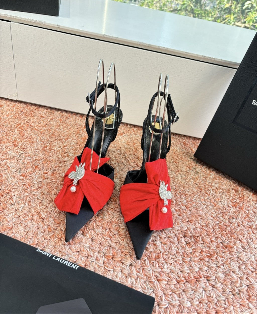 Saint Laurent Dove Sandals in Satin Crepe and Rhinestones Black / Red