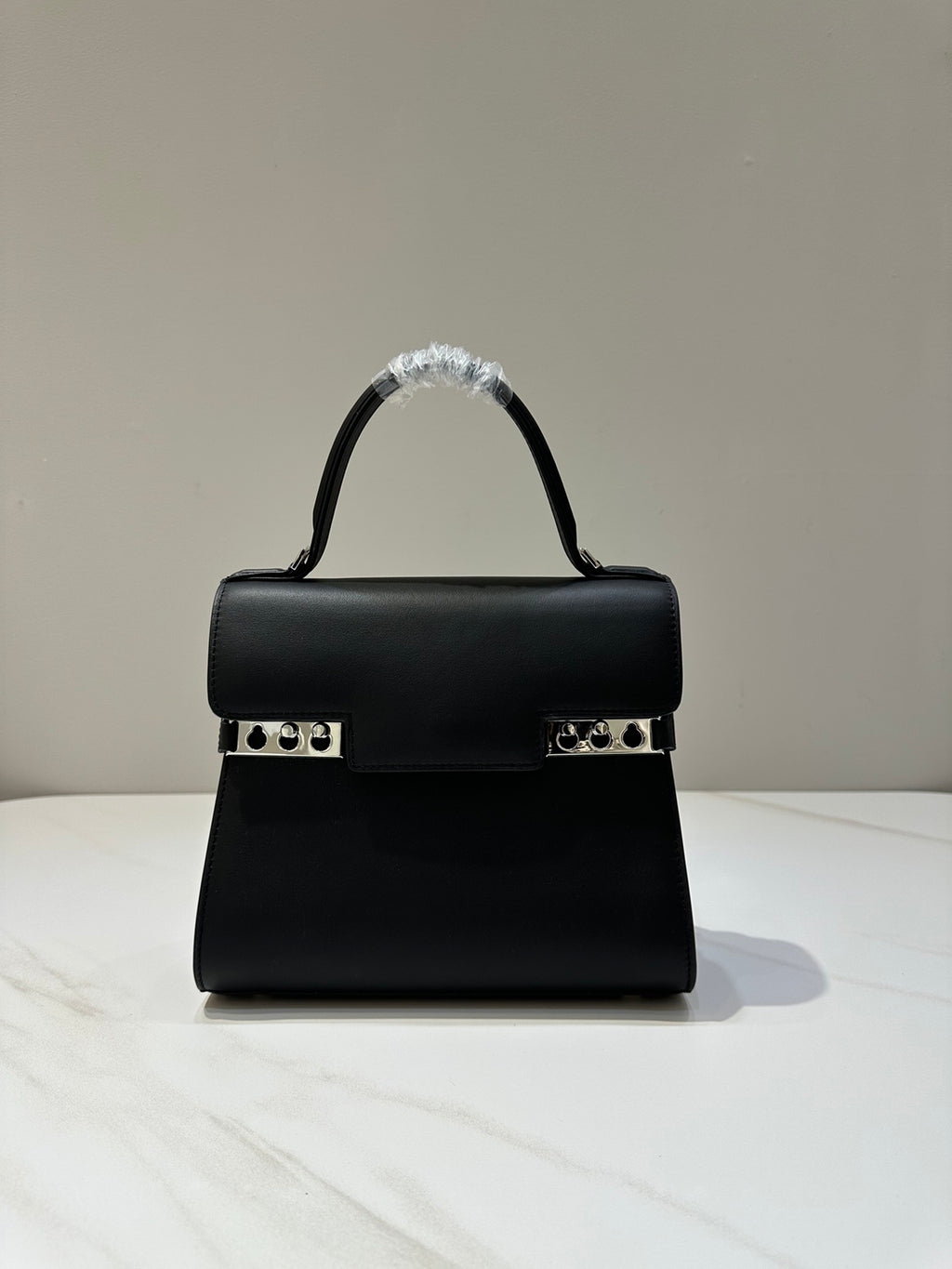 Delvaux Tempête MM Black Ferragens Prata
