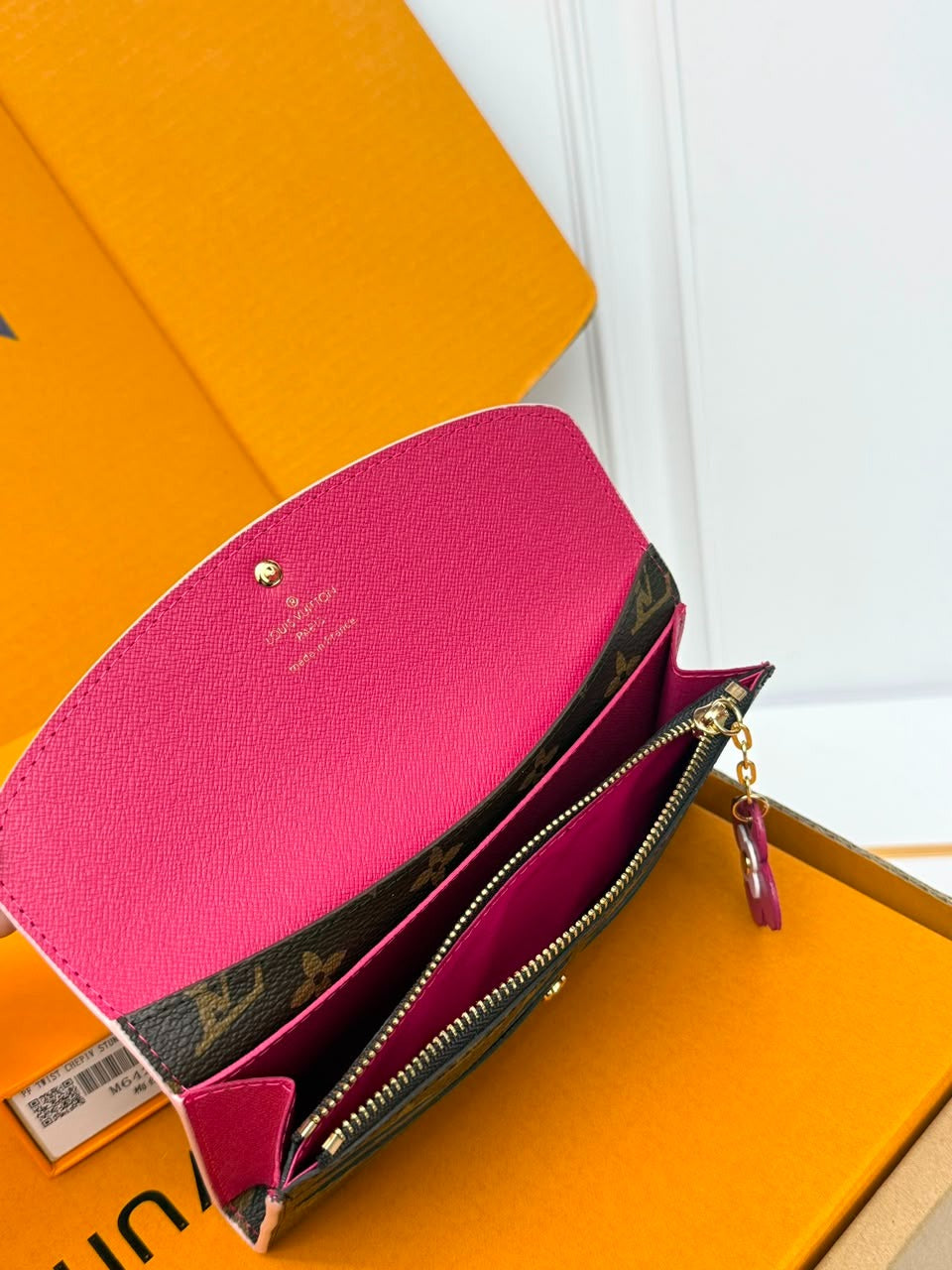 Louis Vuitton Emilie Wallet Monogram Flower