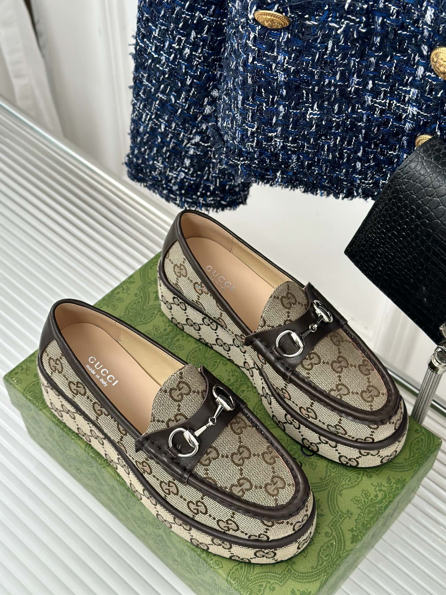 雪*姫様 GUCCI MOCASSINO PELLE MORS. MET. 7B GUCCI - Mocassins – Manfrim Store