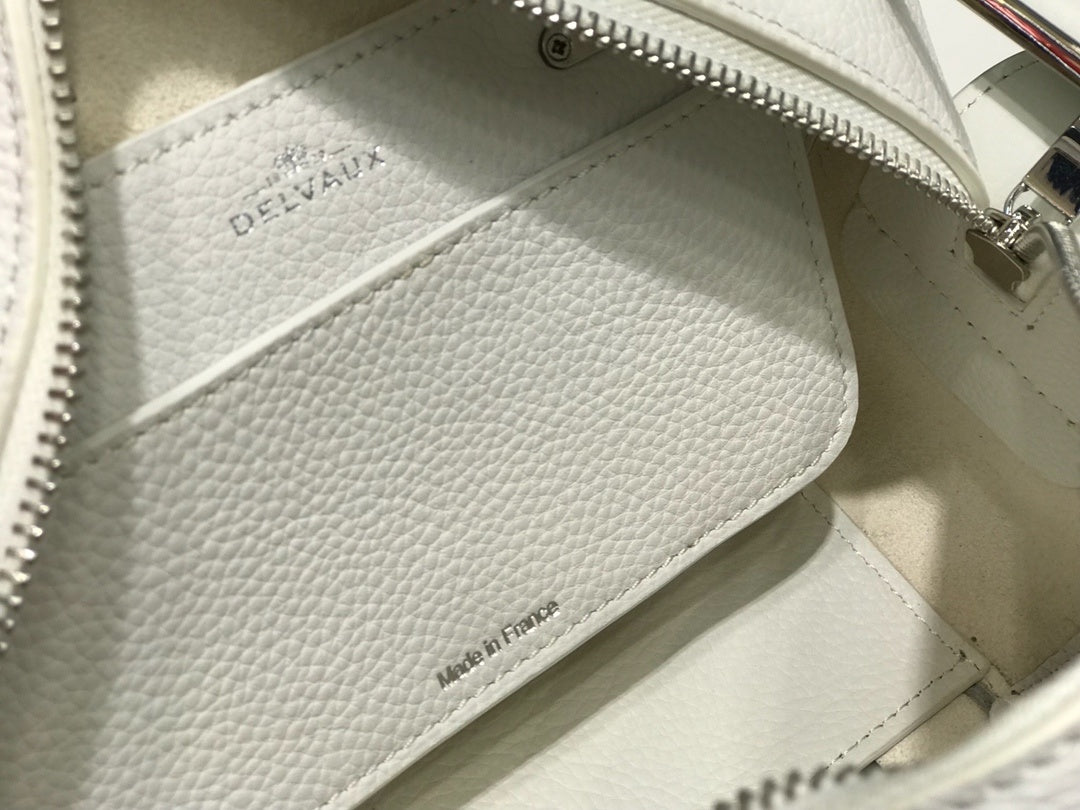 Delvaux Cool Box White Costura Contrastante