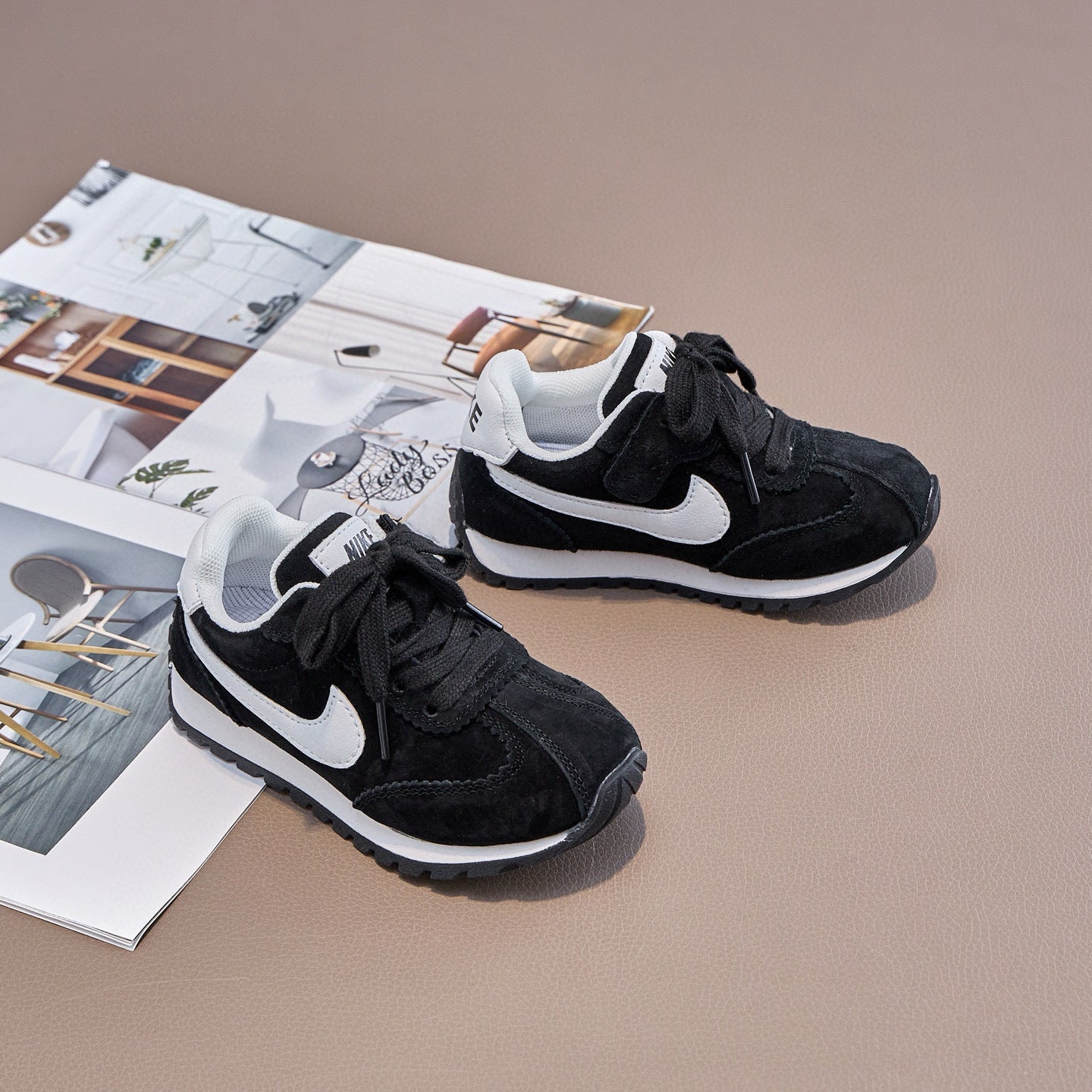 Nike valiant black infantil