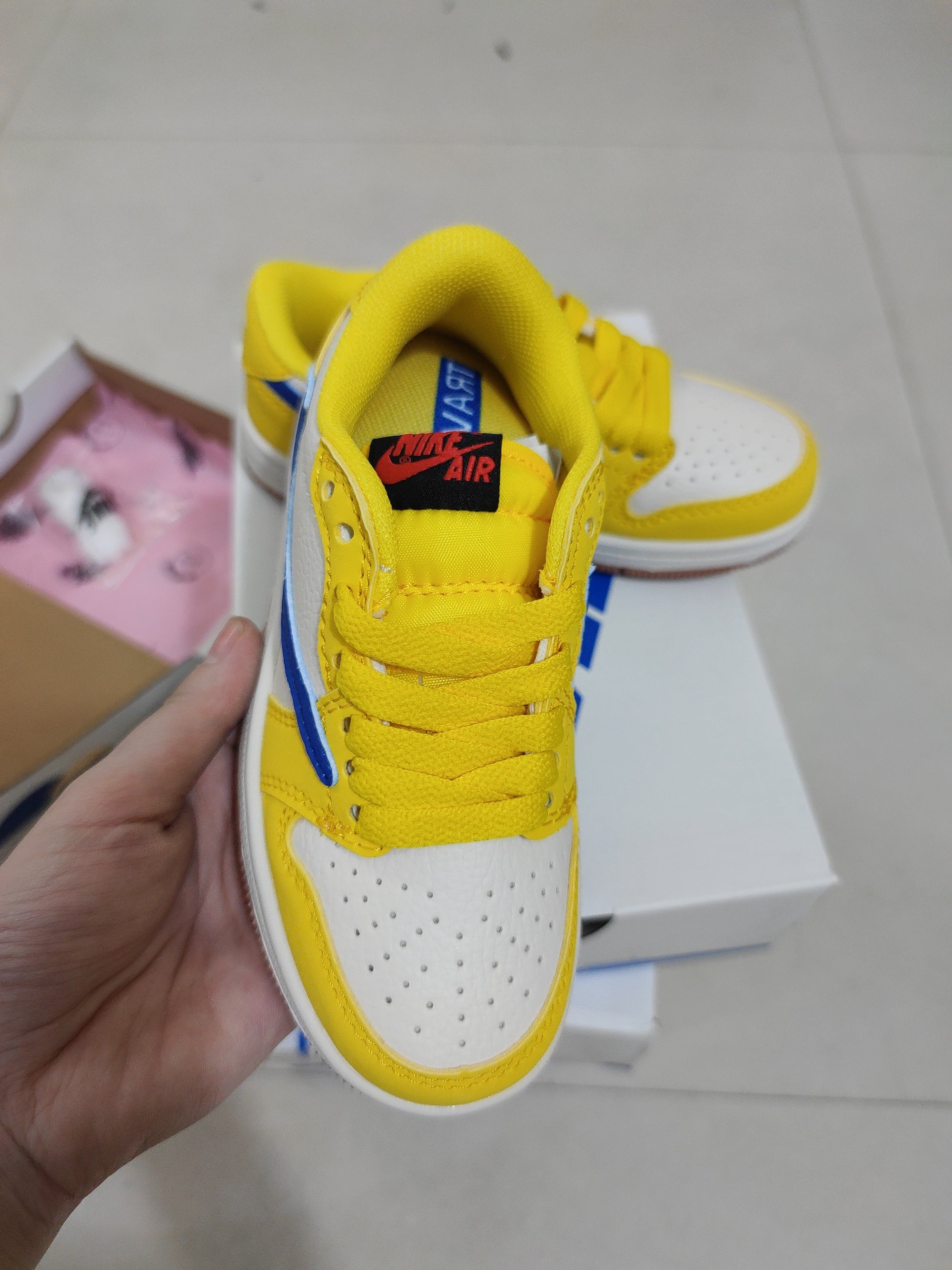 Jordan 1 Retro  x Travis Scott Yellow Infantil