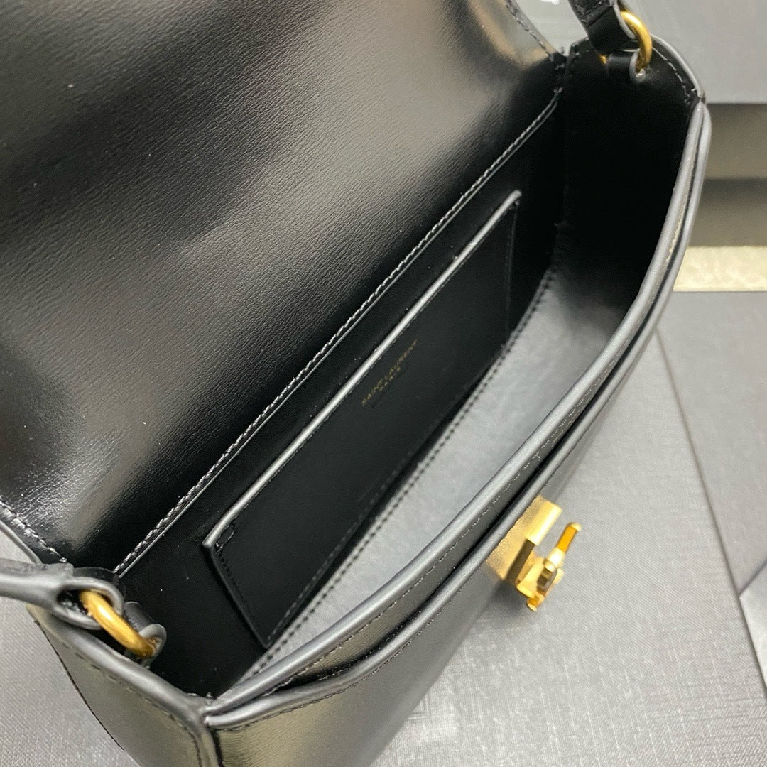 Saint Laurent Mini Voltaire in Box Black Ferragens Douradas