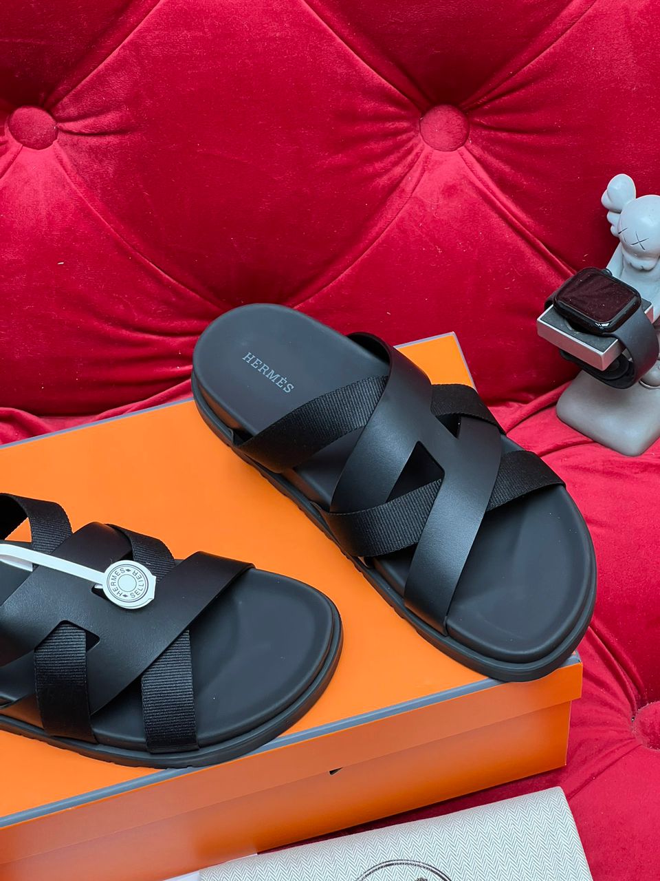Izmir sandal Hermès Saudi Arabia.