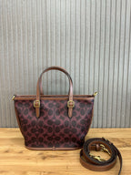 Coach Taxi Tote 21 Signature Bordô Ferragens Douradas