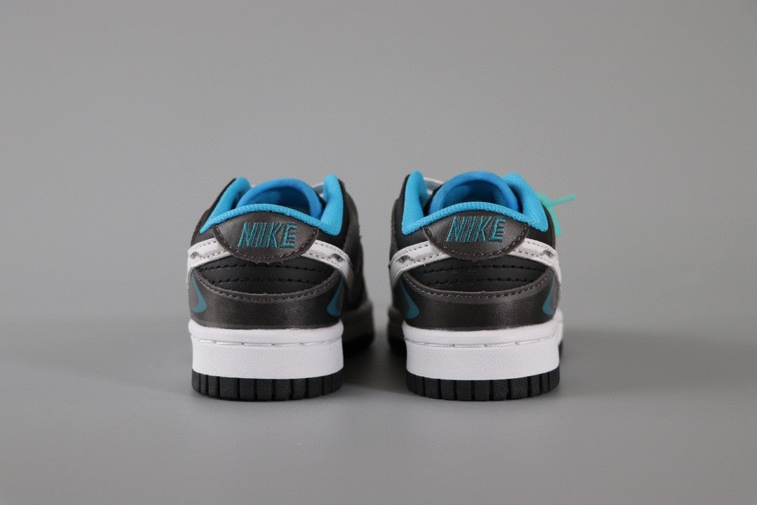 Nike Dunk Low  Surfista Prateado Infantil