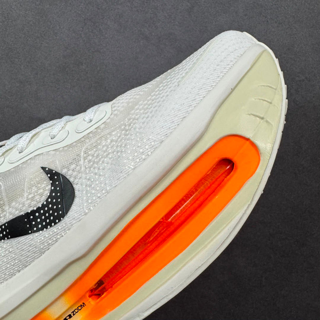 Nike Vomero Premium Off-White Orange