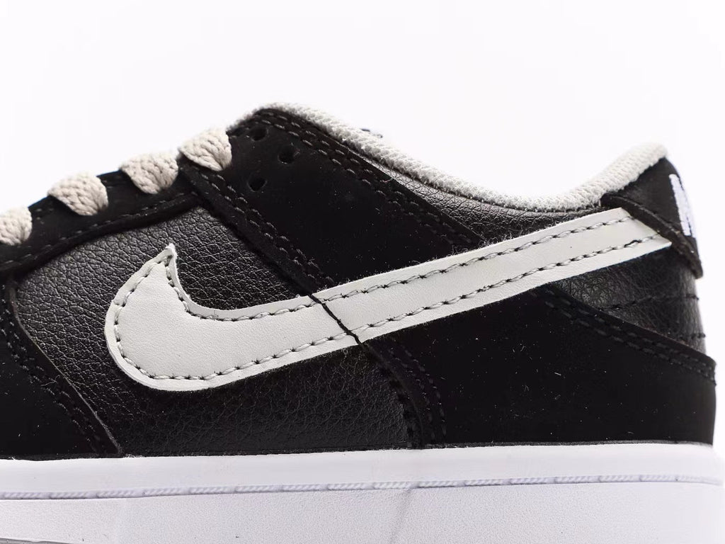 Nike SB Dunk Low  Black White Grey Infantil
