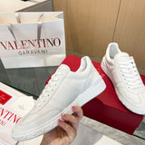Valentino Garavani Upvillage