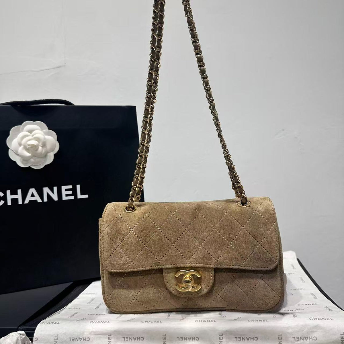 Chanel Classic Double Flap Suede Bege