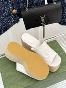 Sandália Interlocking GUCCI