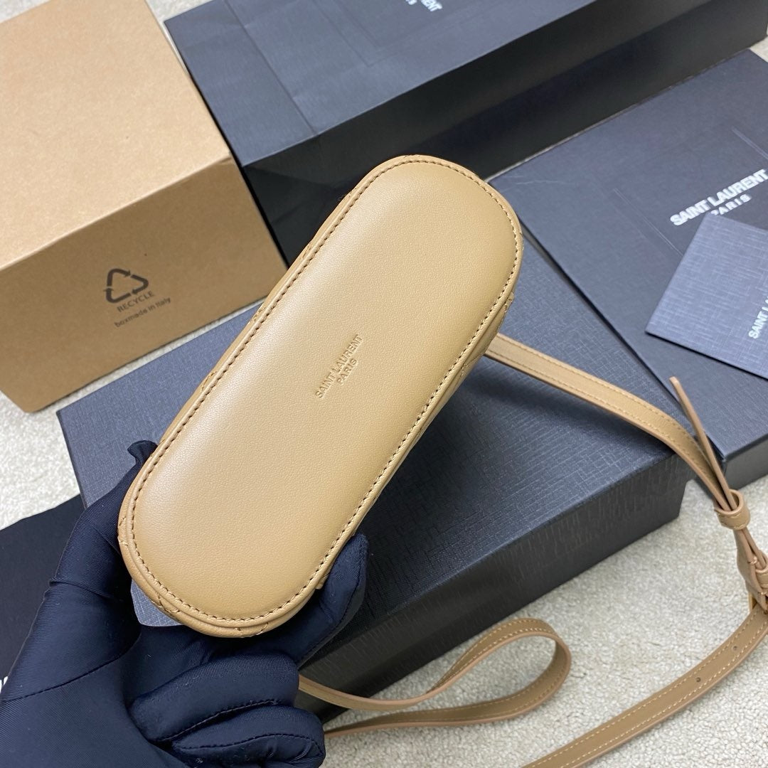Saint Laurent Gaby Vanity  Bege Ferragens Douradas
