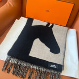 Cachecol Hermès Casaque Love Story Preto e Bege