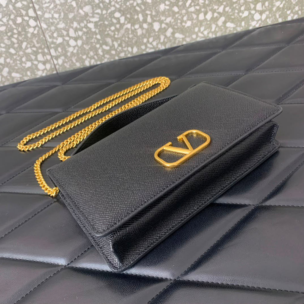 Valentino Garavani VLogo Signature