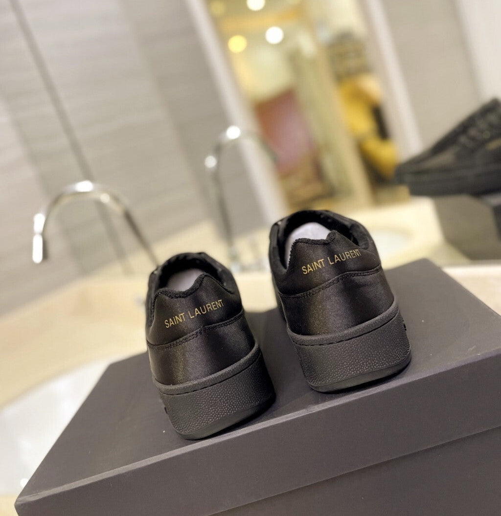 TÊNIS YVES SAINT LAURENT