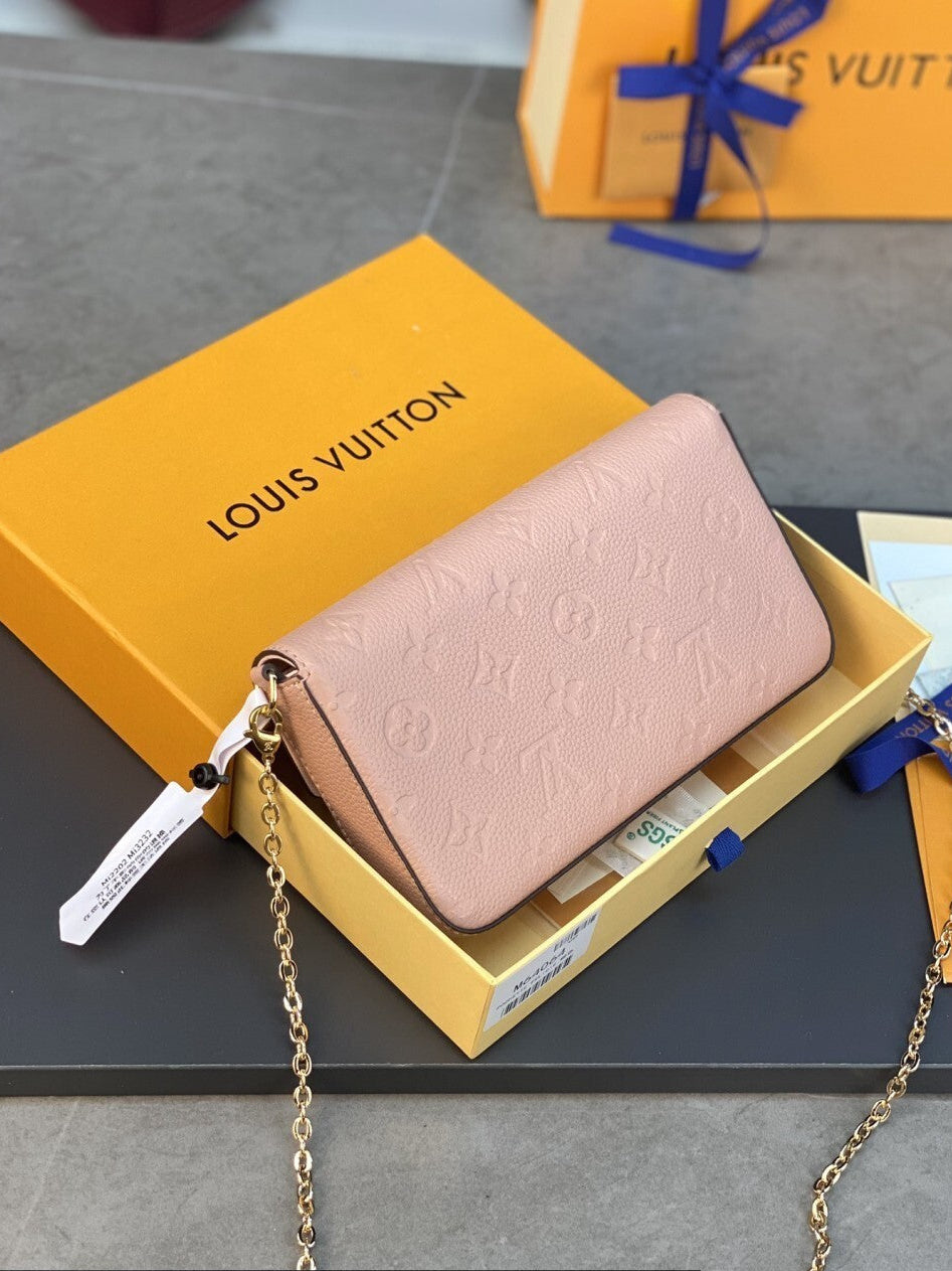 Felicie Pochette Monogram Empreinte pink