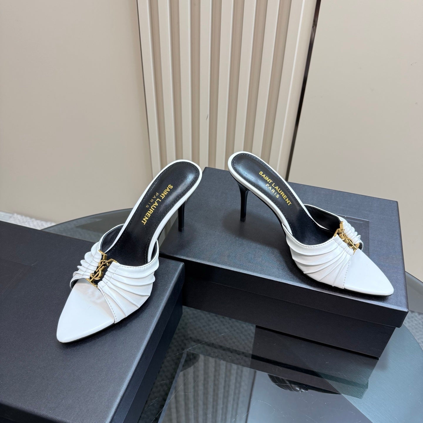 Saint Laurent Babylone Mules Bordeaux white