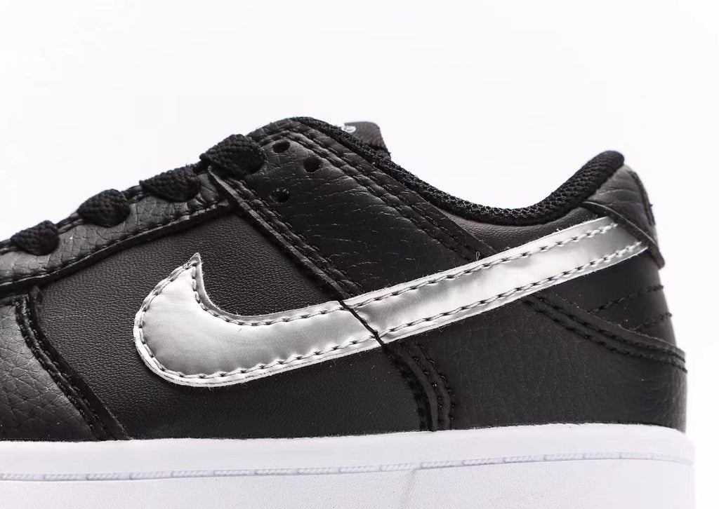 Nike Dunk Low EMB 75th Anniversary Spurs Infantil