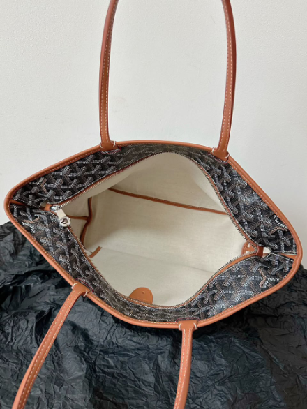 Bolsa Goyard Saint Louis Tote Preta