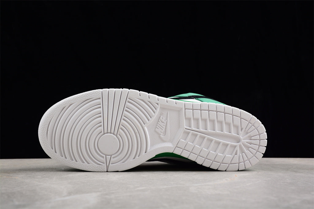 Nike Dunk Branco e Verde Heineken