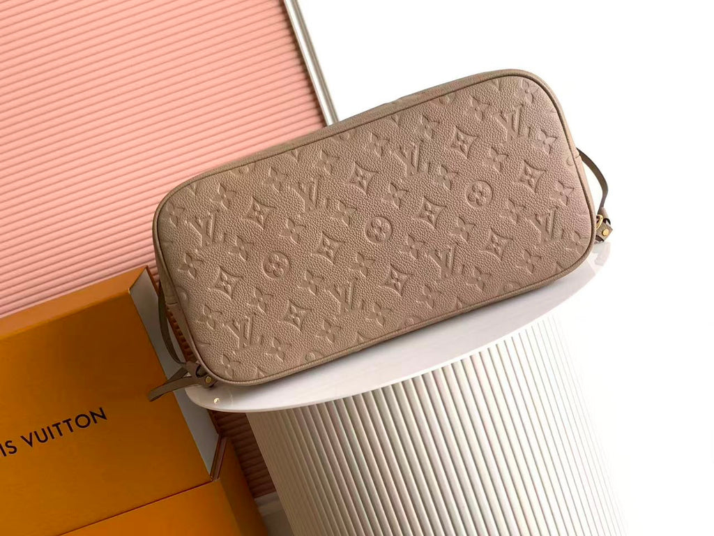 Louis Vuitton Neverfull MM Tourterelle