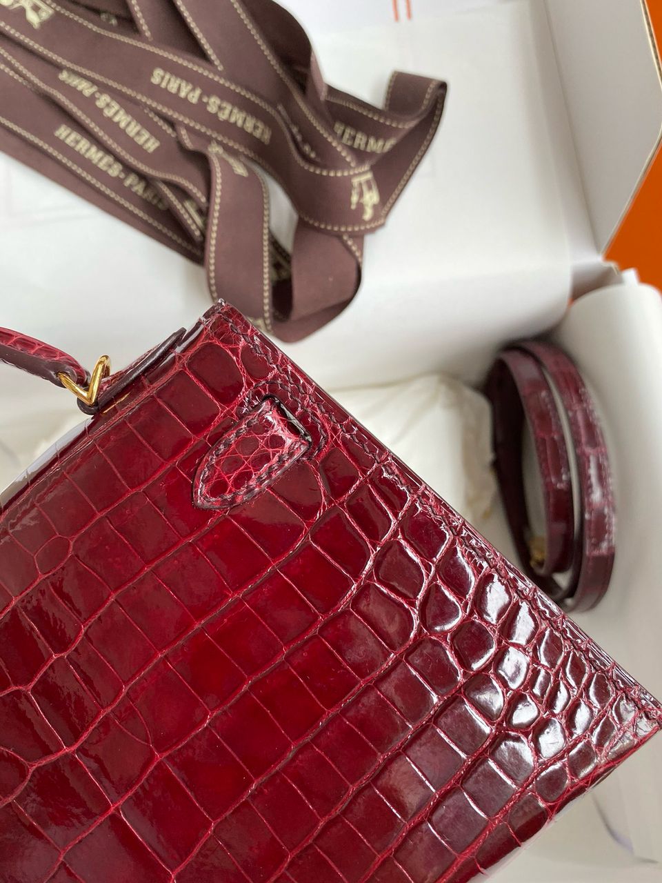 Hermes Burgundy Crocodile Gold Hardware Kelly Sellier