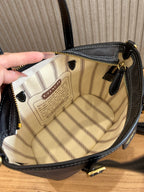 Coach Taxi Tote 21 Signature Black Ferragens Douradas