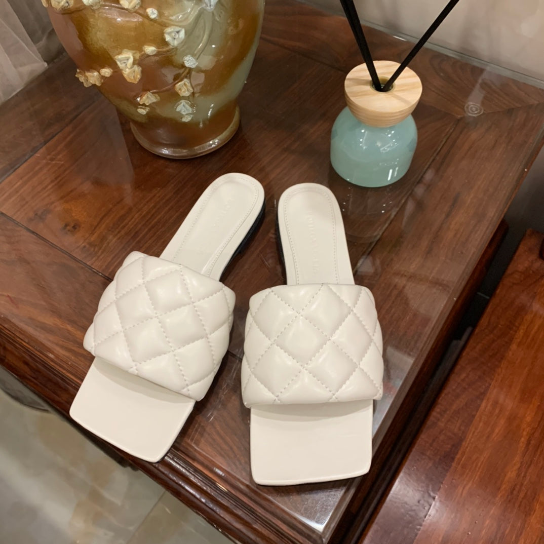 Sandália Bottega Veneta Padded Flat White (Pronta Entrega)