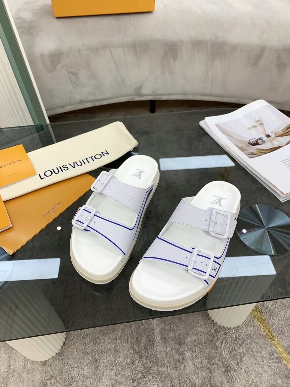 Sandália Louis Vuitton Trainer Mule White / Blue