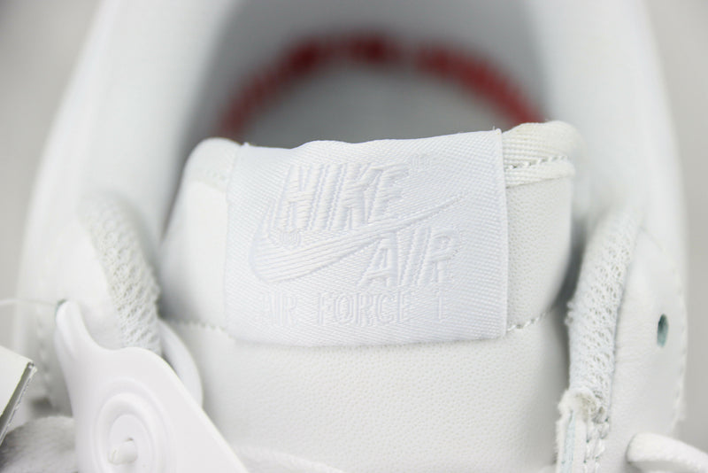 NIKE AIR FORCE 1 BRANCO