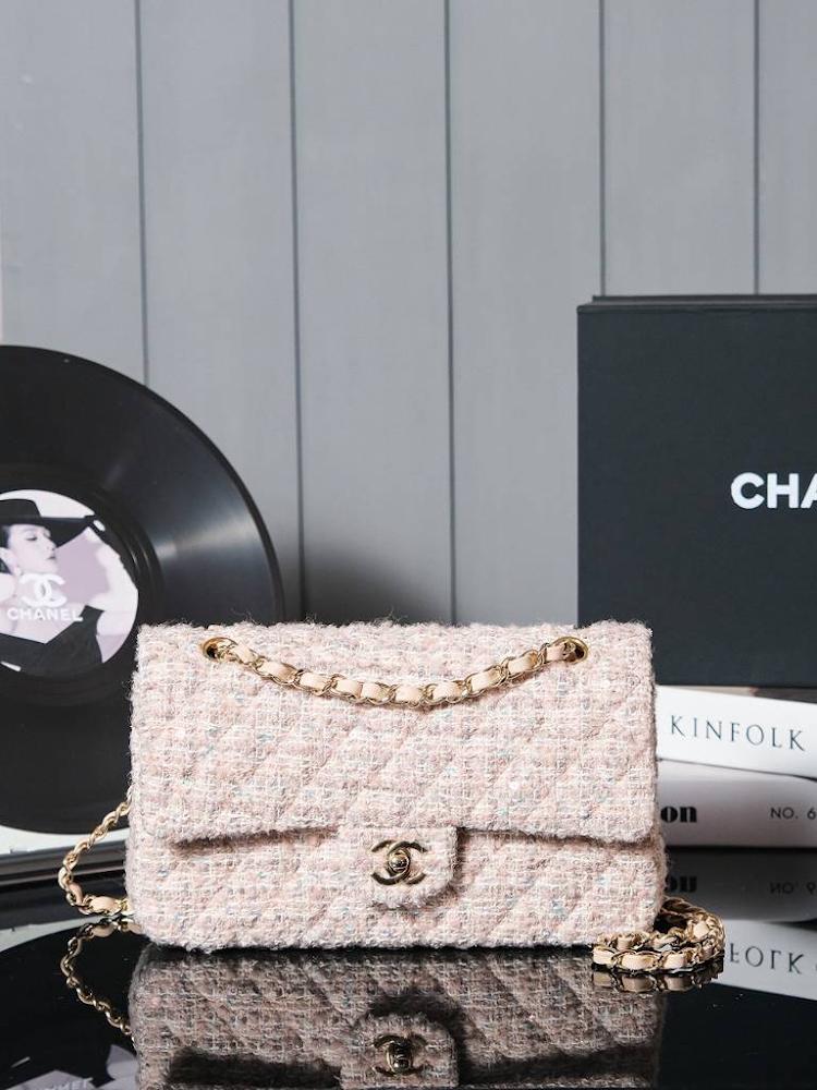 Chanel Classic Flap tweed rosa e branco
