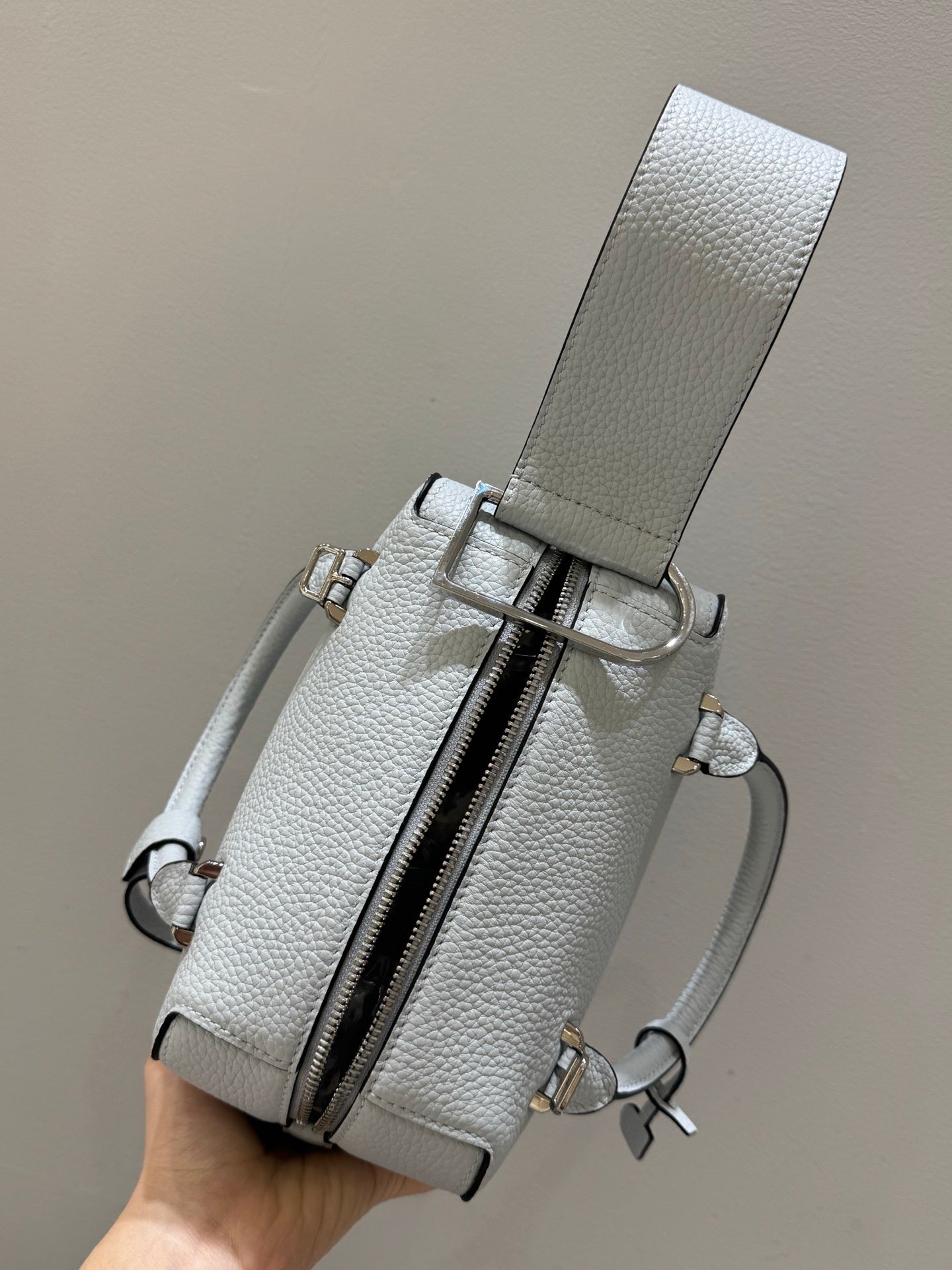 Delvaux Cool Box Mini Bohème White / Black