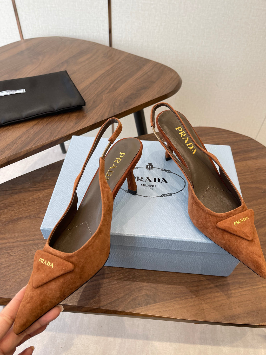 Prada Scarpin Slingback Pumps Suede Brown