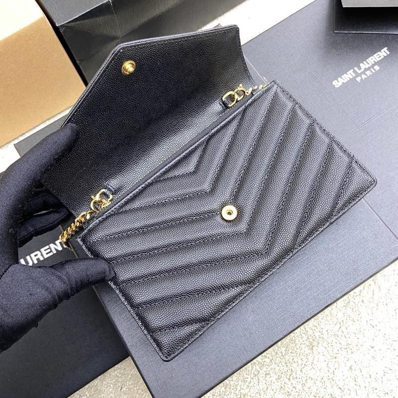Saint Laurent Shoulder Bag Black Ferragens Douradas