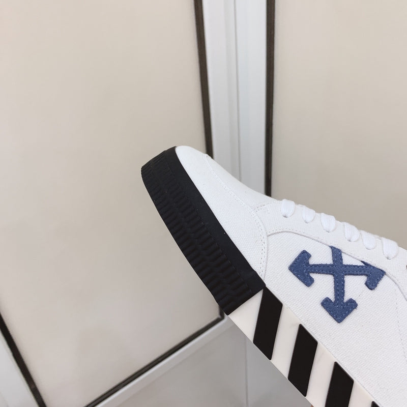 Off-White Vulcanized White Low Top Sneakers canvas