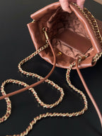Chanel Mini 22 Handbag Couro Marrom .