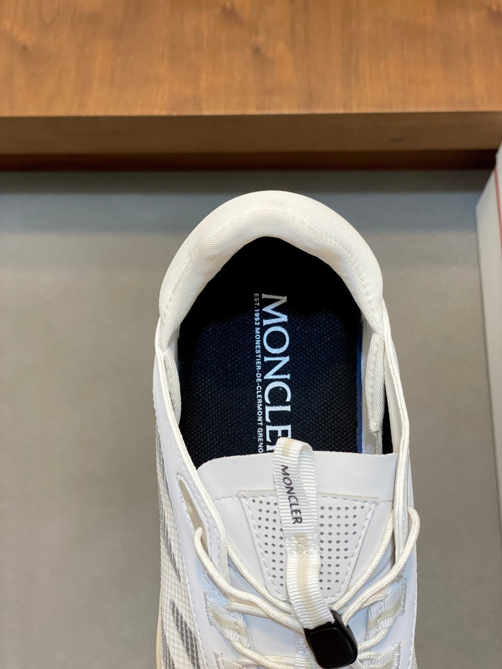 Tênis Moncler Trailgrip LP Branco / Off White