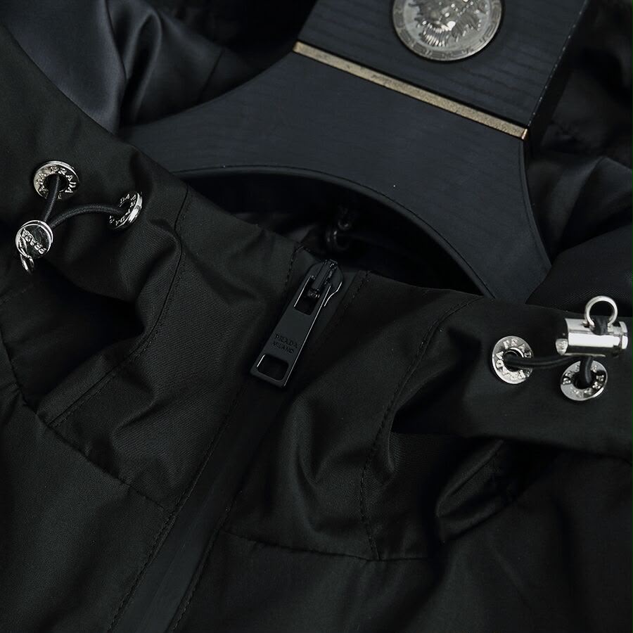 Light Technical Fabric Windbreaker