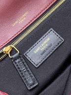 Yves Saint Laurent Calypso Lambskin Board Ferragens Douradas
