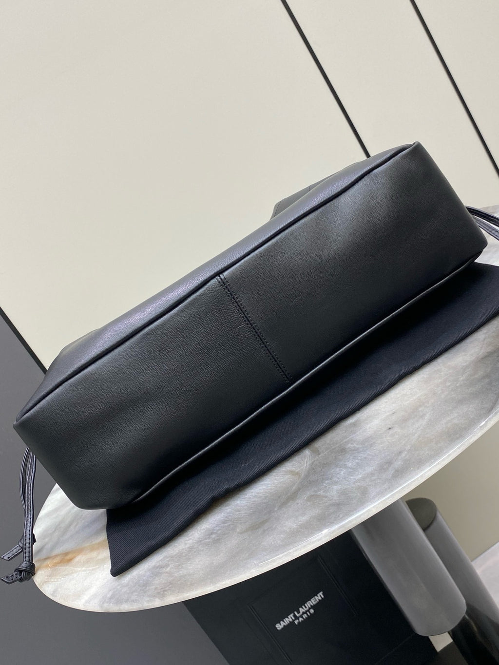 Saint Laurent Shopping Jamie 4.3 Quilted Bag Black Ferragens Douradas