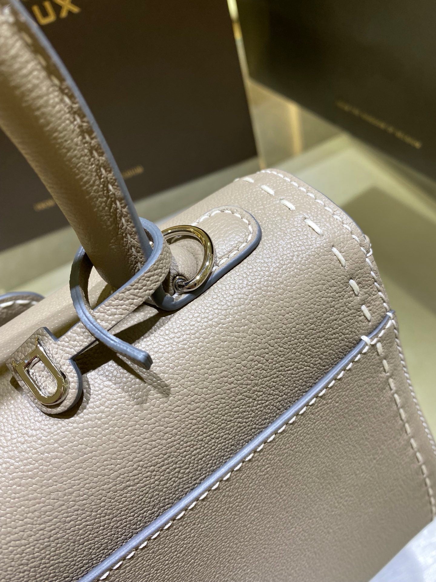 Delvaux Brillant Mini Leather Bag Cinza Taupe Ferragens Prata