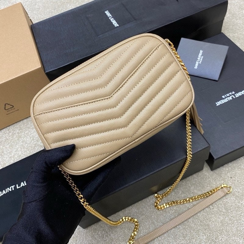Saint Laurent Lou Camera Bag Bege Ferragens Douradas