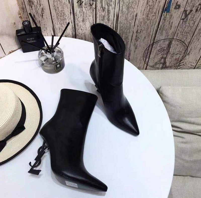 bota de cano curto Saint Laurent Opyum black
