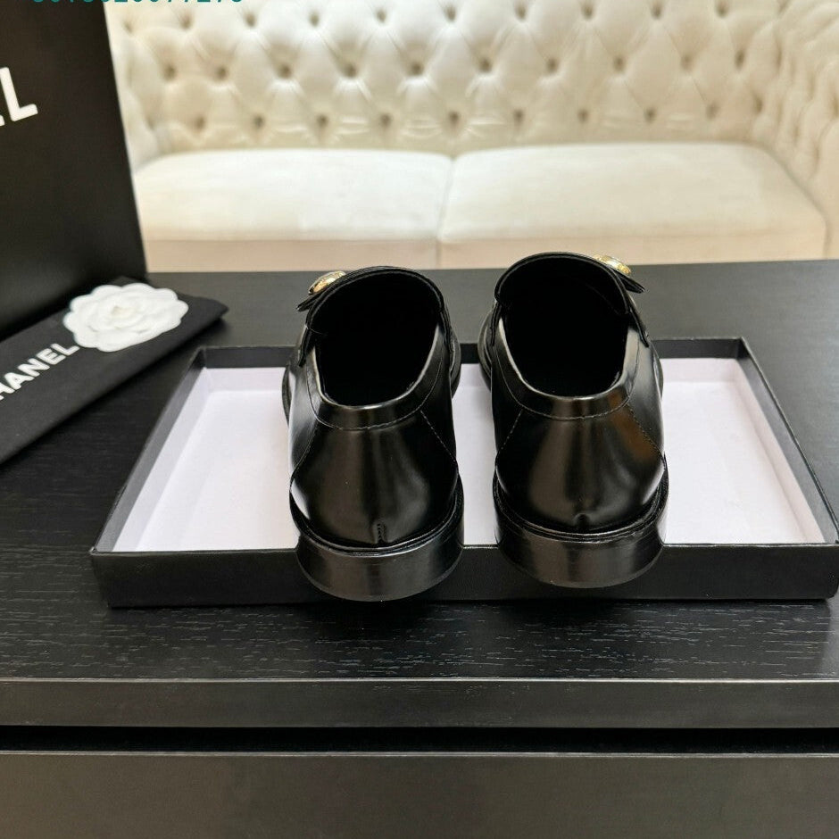 Chanel Timeless Loafer black