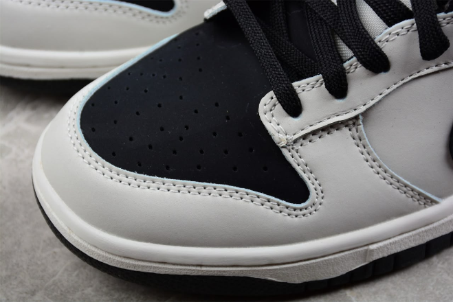 Nike Dunk Low Toyota AE86