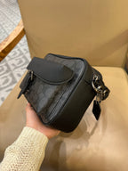 Bolsa Transversal Coach Warner em Canvas Signature Black